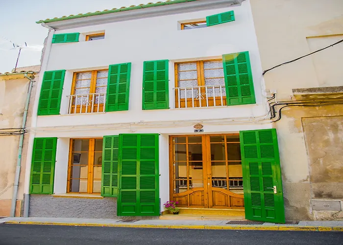 Es Carrero